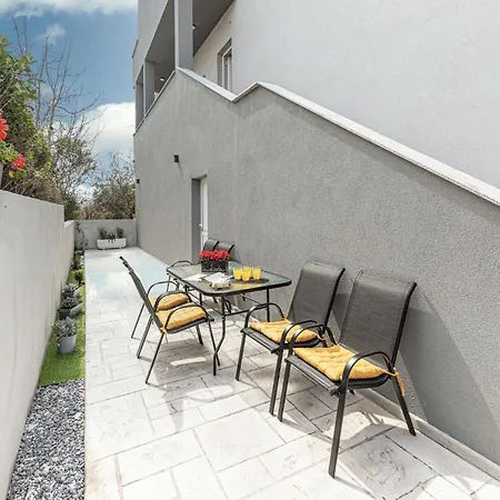 Awesome In Kastel Gomilica With Kitchen Appartement *